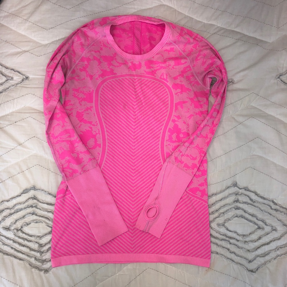 Swiftly Tech Long Sleeve Crew